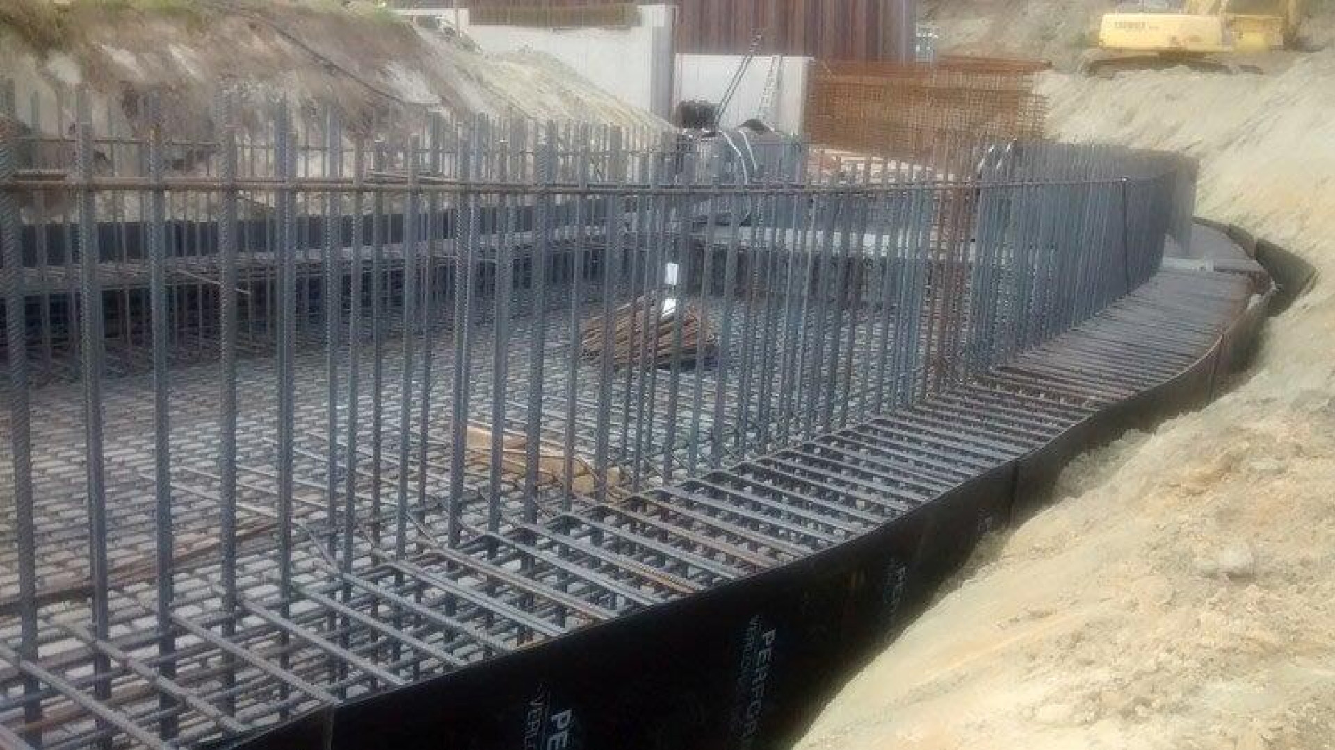 Distriplast - Building & Construction