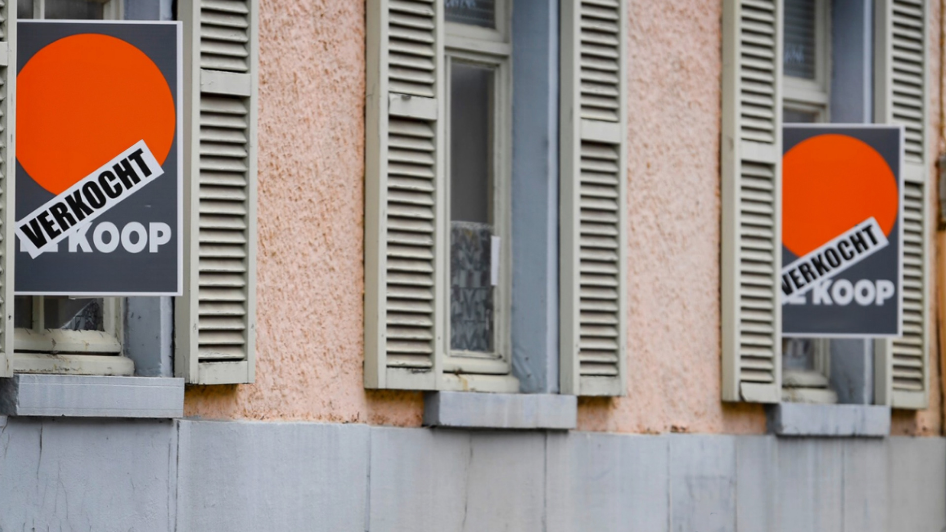 Distriplast - Signs & Displays - real estate